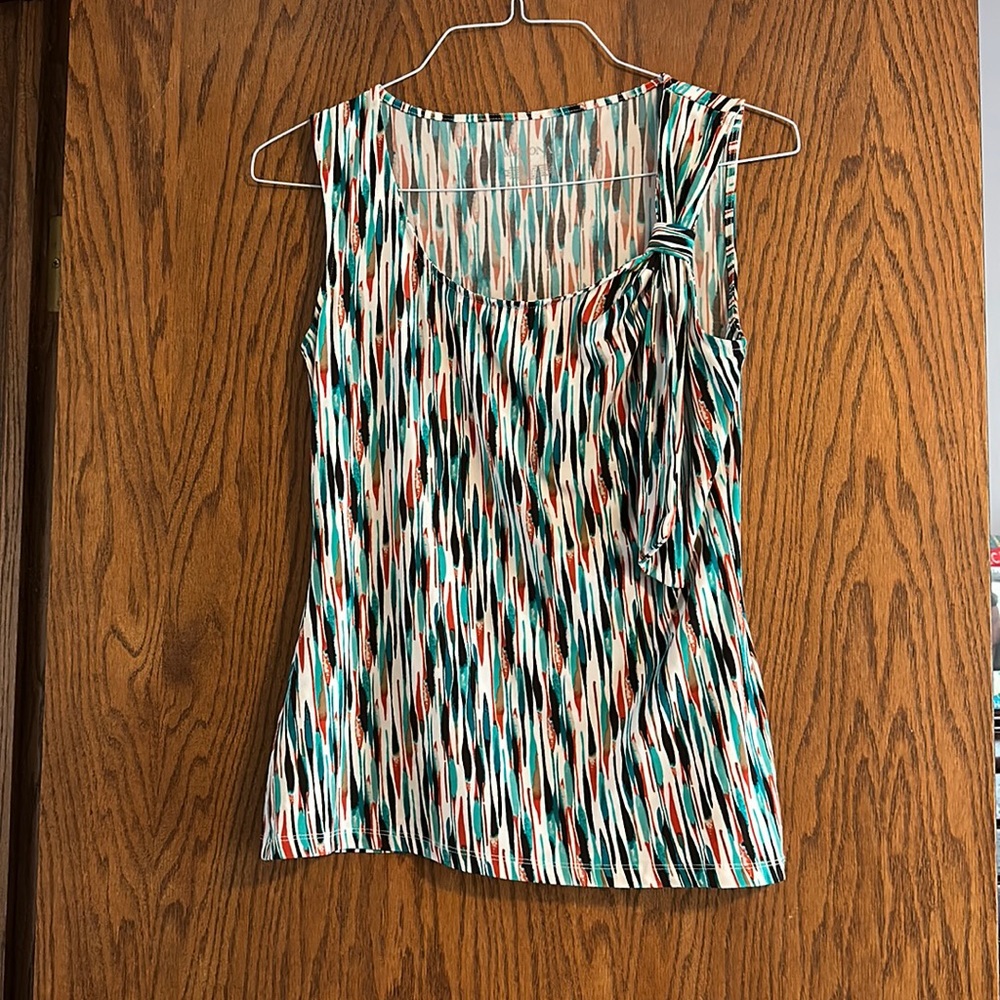 Sleeveless blouse